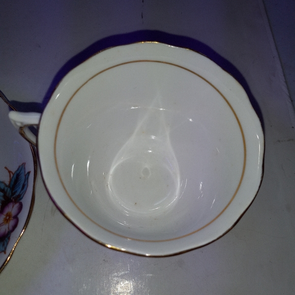 Colclough China Pattern #6630 Teacup w/ Saucer - Picture 6 of 8